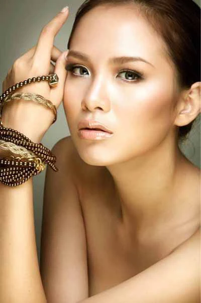 Diễm Hương đi thi hoa hậu vì muốn chứng tỏ… “mình đã lớn” ảnh 1