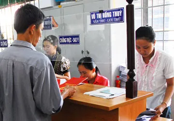 Có nên cho sở hữu tư nhân về đất đai? - Bài 1: Sở hữu toàn dân quá mù mờ ảnh 1