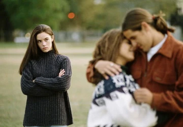 "Hiểm hoạ " đến từ người cũ ảnh 1