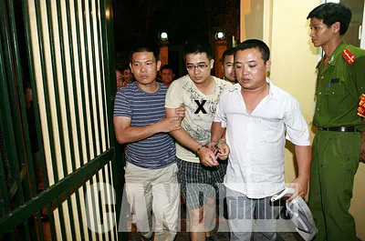 Chùm ảnh: Truy bắt kẻ cắt đầu người yêu ảnh 4