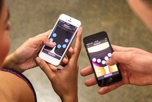 Sốc với đồ lót giúp “quan hệ tình dục từ xa” ảnh 1