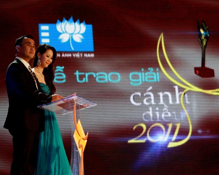 Hoa hậu Nguyễn Thị Huyền không giận MC Quyền Linh ảnh 3