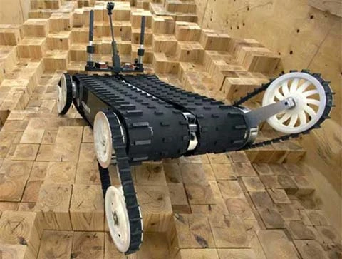 Robot tham gia tìm kiếm nạn nhân động đất Nhật ảnh 1 Robot tham gia tìm kiếm nạn nhân động đất Nhật ảnh 1