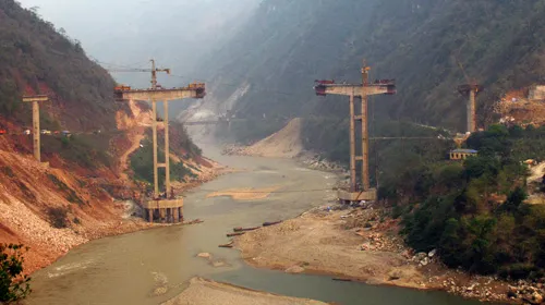 Vĩnh biệt “Đông Dương đệ nhất cầu” ảnh 2 Vĩnh biệt “Đông Dương đệ nhất cầu” ảnh 2