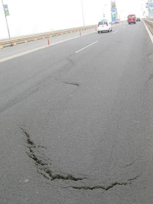 Cầu Thăng Long nứt: “Nghi ngờ chọn công nghệ sai” ảnh 1