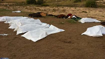 Những người trung thành với Gaddafi bị giết dã man ảnh 1