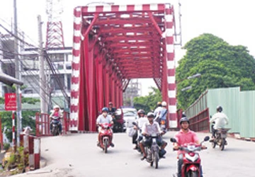 TPHCM xây dựng lại cầu Đỏ ảnh 1
