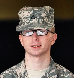 Bradley Manning bị truy tố ảnh 1