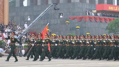 Hình ảnh Lễ mít-tinh, diễu binh, diễu hành kỷ niệm 1.000 năm Thăng Long - Hà Nội ảnh 5