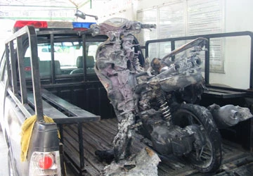 Xe máy lại cháy, nổ ảnh 1