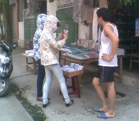 Nghệ An: "Phao" thi bày bán như rau ảnh 2 Nghệ An: "Phao" thi bày bán như rau ảnh 2