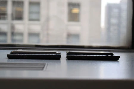 Đập hộp điện thoại Motorola Droid 2 mới “ra lò” ảnh 11 Đập hộp điện thoại Motorola Droid 2 mới “ra lò” ảnh 11