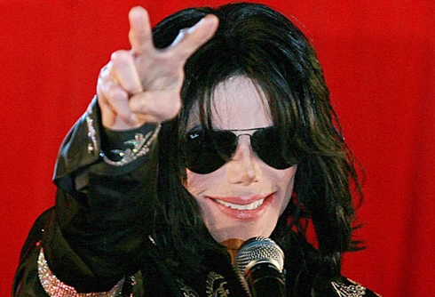 Jackson đã lên kế hoạch cho chuyến lưu diễn trở lại vào tháng sau. Hồi tháng 3, vé của 50 buổi diễn đã được bán sạch chỉ trong vài giờ.