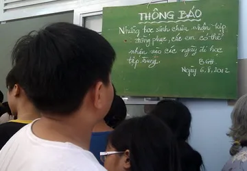 Kỳ 1: Phí nào cũng tăng ảnh 1