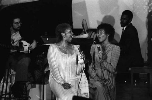 Cuộc đời Whitney Houston qua ảnh ảnh 4