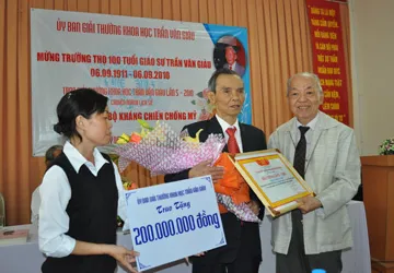 Lịch sử Nam Bộ kháng chiến chống Mỹ được trao giải thưởng Trần Văn Giàu ảnh 1 Lịch sử Nam Bộ kháng chiến chống Mỹ được trao giải thưởng Trần Văn Giàu ảnh 1