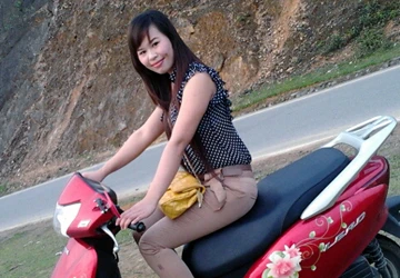 Truy tìm “nữ quái” xinh đẹp lừa đảo ảnh 1 Truy tìm “nữ quái” xinh đẹp lừa đảo ảnh 1