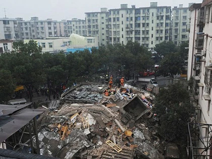 Trung Quốc: Tòa nhà 5 tầng bất ngờ đổ sập ảnh 3