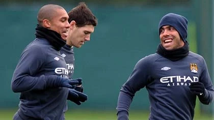 Carlos Tevez: Chán đời, về quê... là về luôn! ảnh 4 Carlos Tevez: Chán đời, về quê... là về luôn! ảnh 4