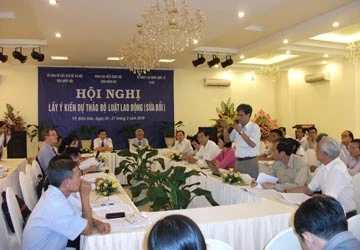 Không tăng ca, công nhân chết đói ảnh 1