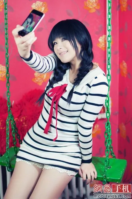 Meizu MX “câu khách” bằng chân dài ảnh 10 Meizu MX “câu khách” bằng chân dài ảnh 10