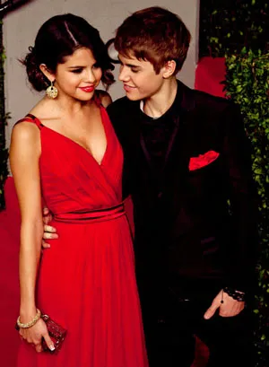 Justin Bieber cầu xin Selena Gomez quay lại ảnh 1 Justin Bieber cầu xin Selena Gomez quay lại ảnh 1