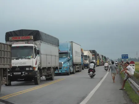 Hai trung úy hy sinh trên đường làm nhiệm vụ ảnh 9