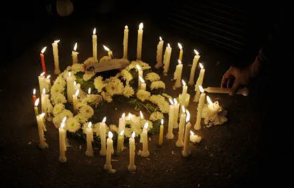 Nữ sinh Ấn Độ bị cưỡng hiếp đang chuẩn bị hôn lễ ảnh 1