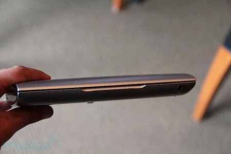 Tính năng chơi game giải trí trên 2 tablet của Sony ảnh 14