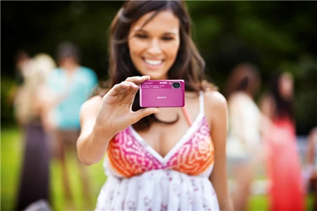 Top 5 máy ảnh compact cảm ứng ảnh 1