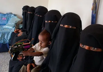 Những hình ảnh khó tin về nạn tảo hôn ảnh 3