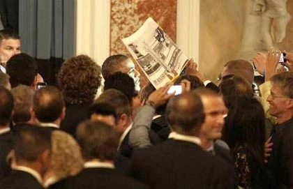 Giao kèo "hời" giữa Obama và người góp tiền ảnh 1