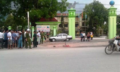 Trăm cảnh sát vây bắt kẻ đoạt mạng tài xế taxi ảnh 1