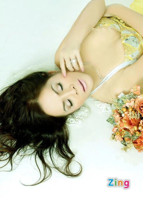 Người đẹp chuyển giới Di Yến Quỳnh khoe dáng thon ảnh 8