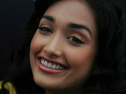 Diễn viên Bollywood treo cổ ở tuổi 25 ảnh 3