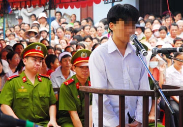 Cái ác nảy sinh từ điều nhỏ nhặt ảnh 1