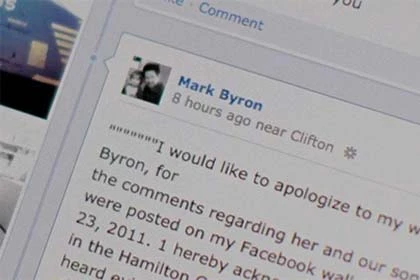 Chồng xin lỗi vợ trên Facebook để tránh đi tù ảnh 1