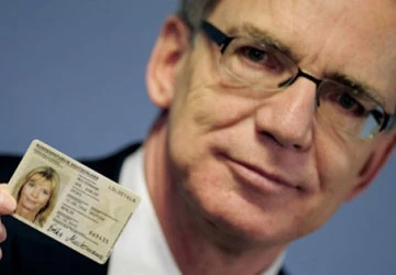 Thẻ căn cước đe dọa bí mật đời tư ảnh 2