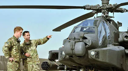 Hoàng tử Harry lại ra trận ảnh 1