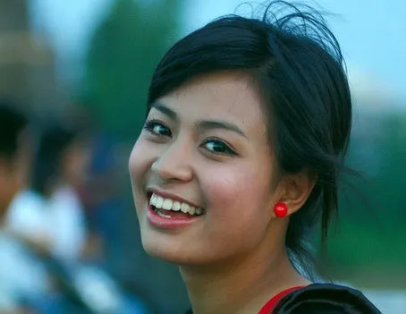 Hoàng Thùy Linh sau clip sex: Kín hơn về đời tư, hở hơn về trang phục… ảnh 2 Hoàng Thùy Linh sau clip sex: Kín hơn về đời tư, hở hơn về trang phục… ảnh 2