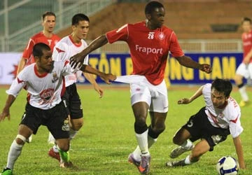 Chủ tịch Võ Quốc Thắng (CLB ĐTLA): “Thà rớt hạng mà sạch…” ảnh 2 Chủ tịch Võ Quốc Thắng (CLB ĐTLA): “Thà rớt hạng mà sạch…” ảnh 2