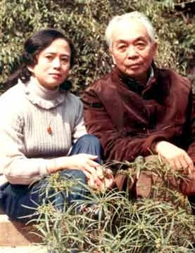 Bà Võ Hồng Anh và Đại tướng Võ Nguyên Giáp. Ảnh tư liệu: Trọng Thanh.