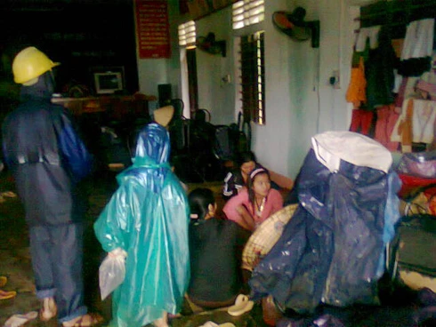 Tình trạng nguy ngập ở rốn lũ Quảng Bình ảnh 2