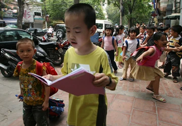 “A, bê, xê” hay “a, bờ, cờ”? ảnh 1 “A, bê, xê” hay “a, bờ, cờ”? ảnh 1