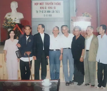 Đoàn tụ sau 45 năm chia cách - Bài 1: Những cuộc kiếm tìm ảnh 1