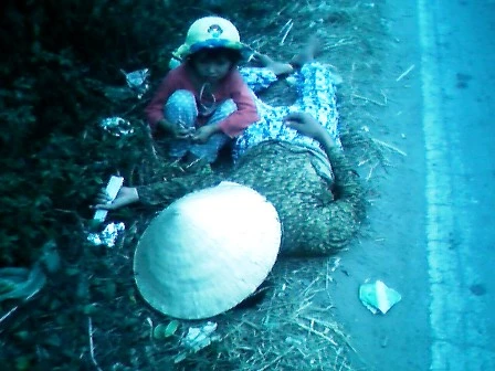 Những “chiêu trò” ăn xin lừa đảo người hảo tâm ảnh 1