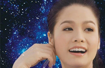 Nhật Kim Anh hát ở phim trường ảnh 1