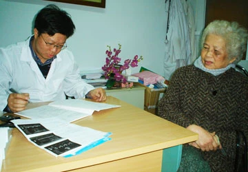 Sẽ có ngành đào tạo bác sĩ y học gia đình ảnh 1