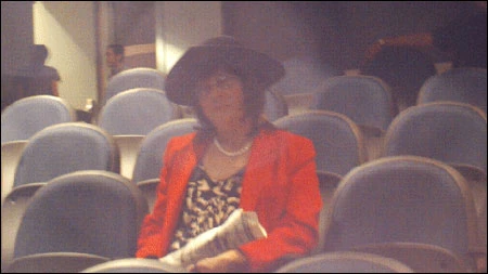 Lộ ảnh "giả gái" của thủ phạm tấn công Đàm Vĩnh Hưng ảnh 3