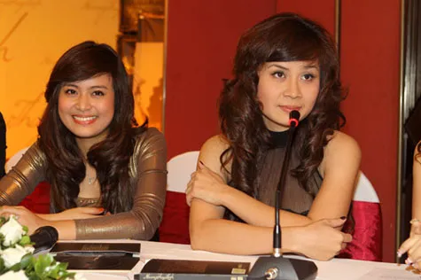 Cận cảnh Hoàng Thùy Linh ngày “sinh con đầu lòng” ảnh 6 Cận cảnh Hoàng Thùy Linh ngày “sinh con đầu lòng” ảnh 6